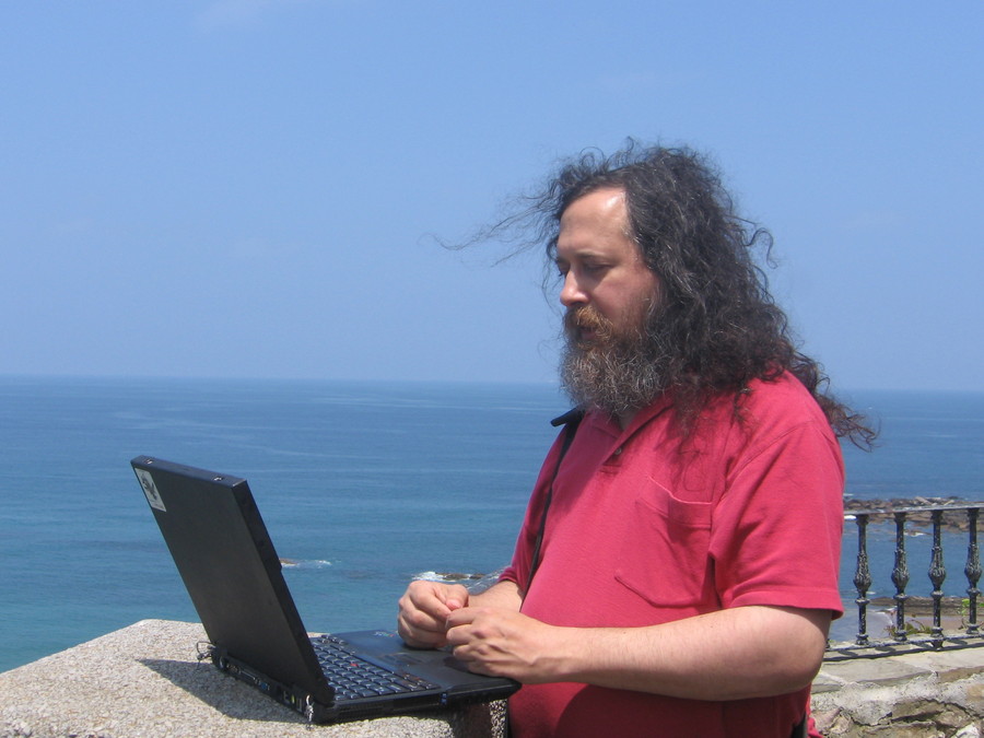 Stallman cuando usaba una Chinkpad